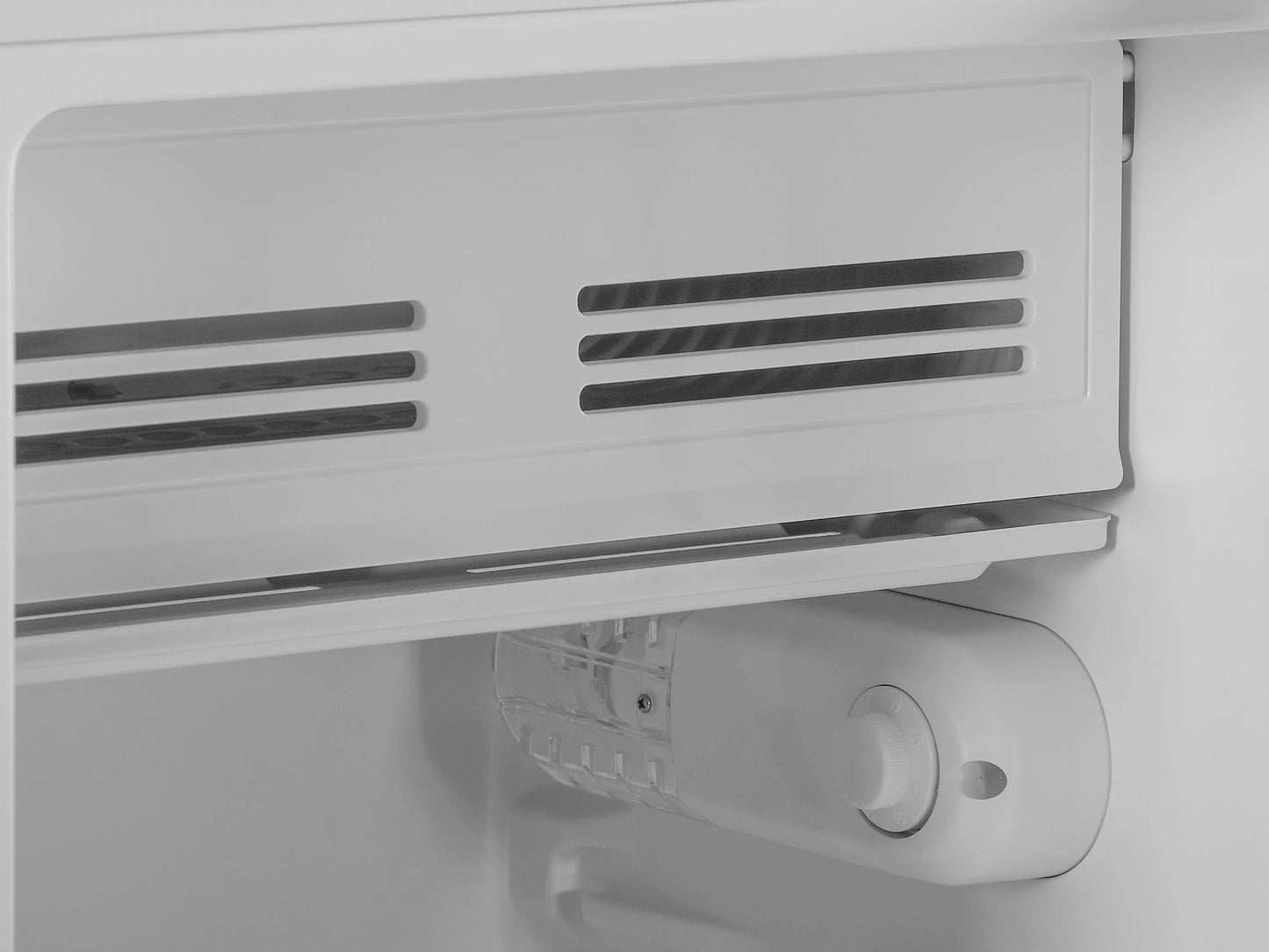 Սառնարան BERG BR-D108W