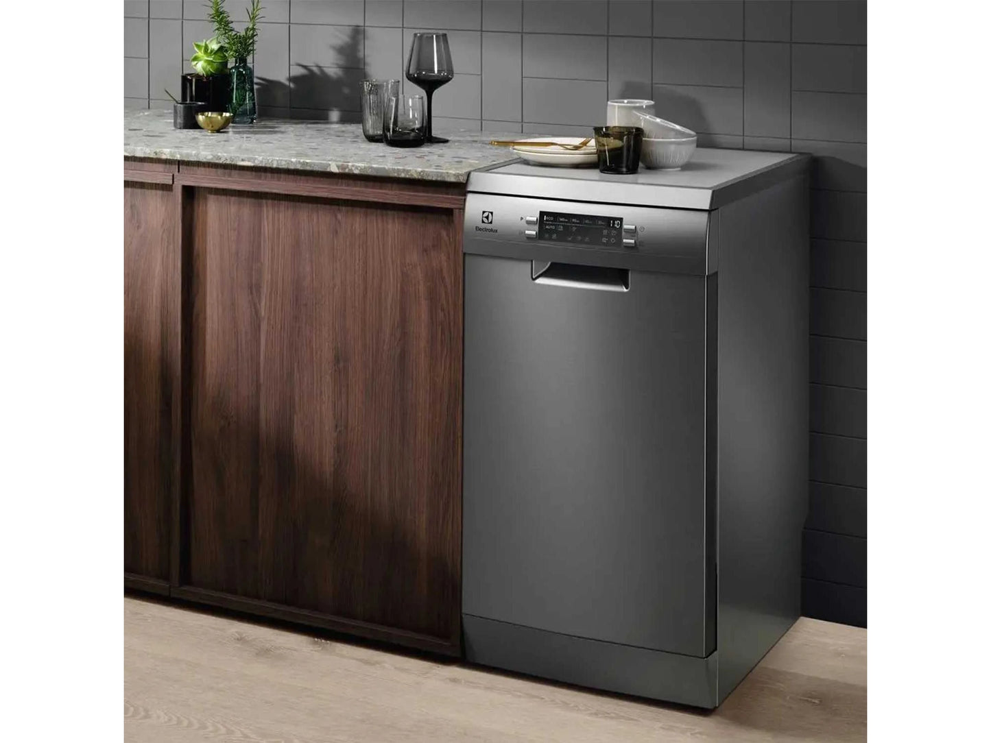 Սպասք լվացող մեքենա ELECTROLUX ESS-64321SX